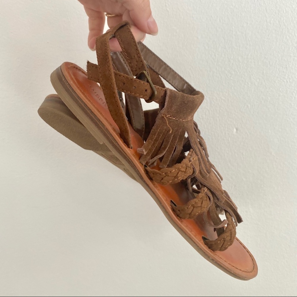 American Eagle Brown Suede Fringe Sandals | Boho/Western Style | Brass Buckle - Picture 6 of 9